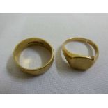 Two 9ct gold rings