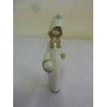 Lladro figurine of a young girl - marks to the base