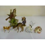 A quantity of porcelain and glass figurines to include Royal Crown Derby, Beswick and Hummel (7)