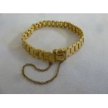 18ct gold bracelet, approx 17.9g