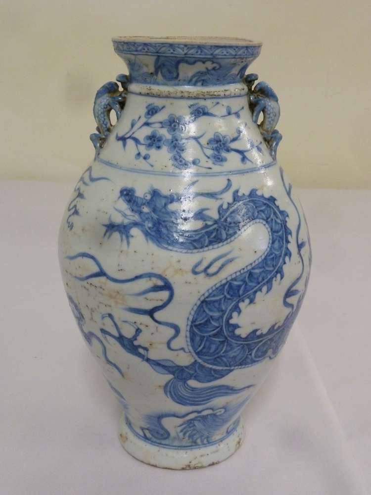 Chinese Ming style vase decorated with dragons and flowers and two frog side handles - A/F