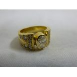 18ct yellow gold diamond ring, approx 10.2g