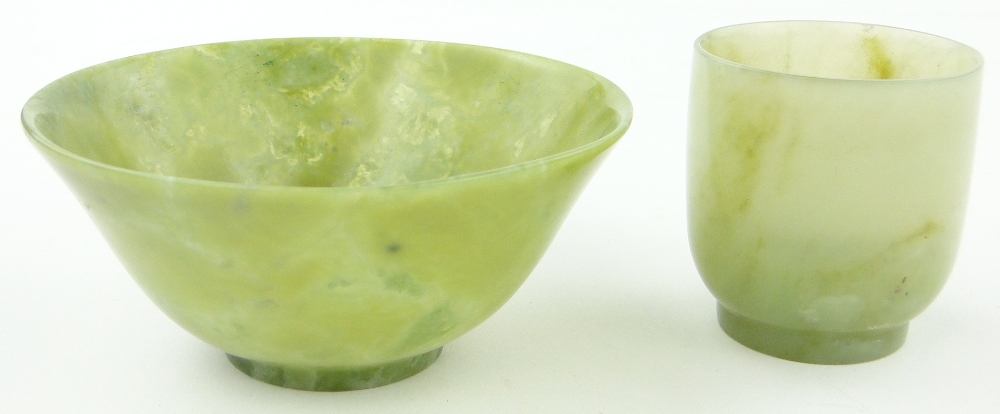 A Chinese jade bowl, 
diameter 3.75" and a beaker, (2).