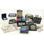 A large quantity of British Proof sets,
uncirculated sets and loose coins.