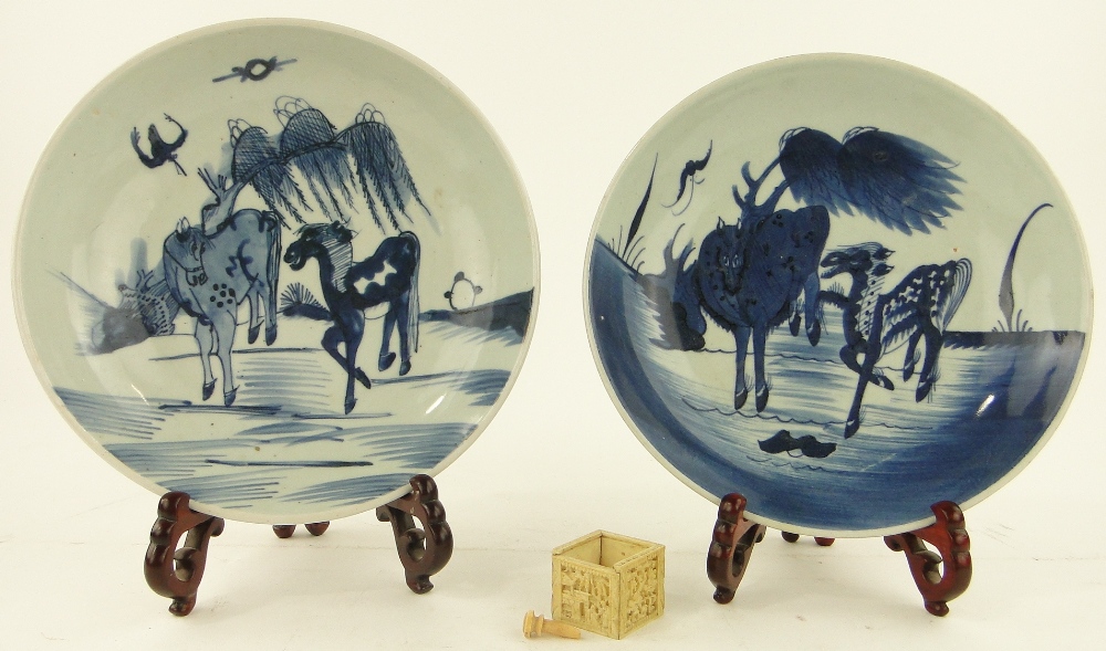 2 Chinese blue and white dishes
with painted horses, 10.25", with stands and a small ivory pot.