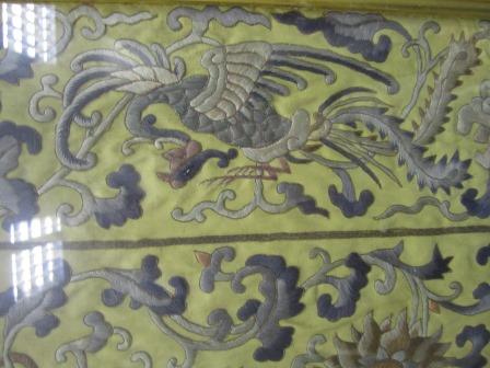 Chinese silk embroidered panel, late 19t - Image 6 of 6