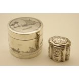 Dutch silver pill box, 19th Century, sma