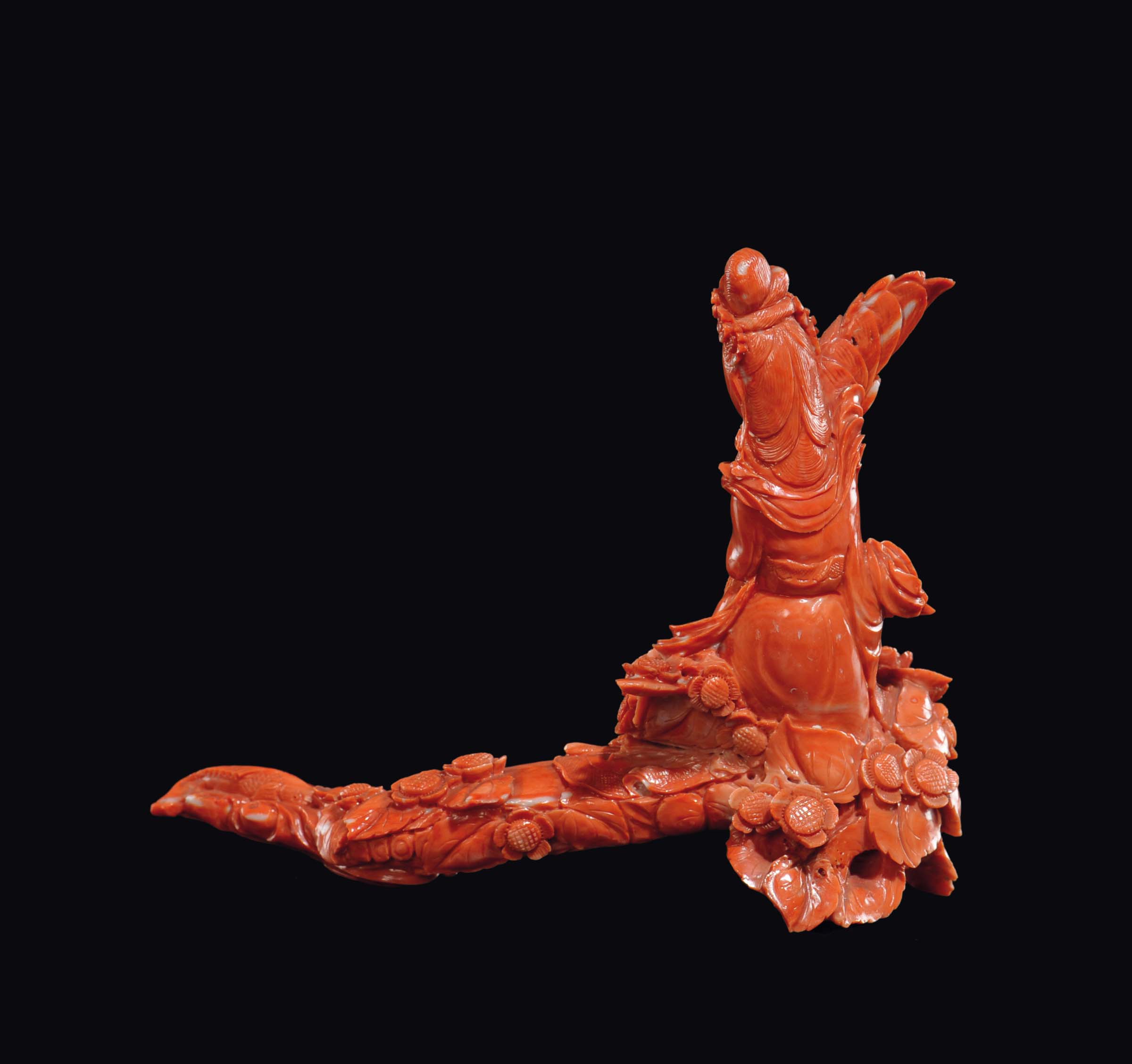 A carved coral "Guanyin with plumed fan on a landing place" group, China, early 20th century gr. - Image 3 of 4