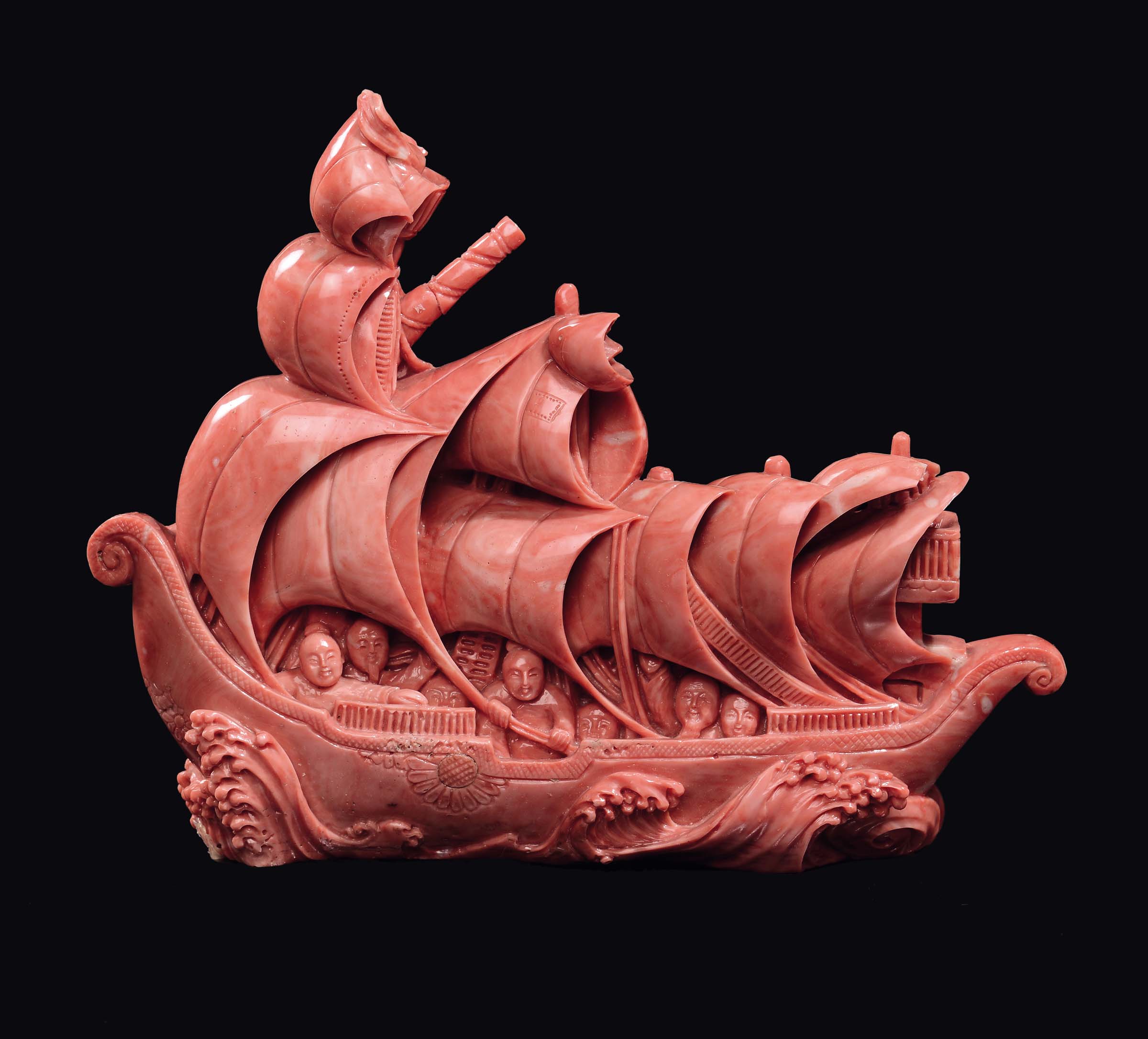 A carved coral sailer with figures, China, early 20th century gr 727, cm 14x18 Starting Price: €