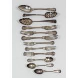 Three George IV silver Kings pattern table forks, four matching dessert forks and a matching table