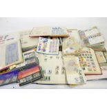 COLLECTION OF PREDOMINANTLY GB. MID TWENTIETH CENTURY AND LATER USED AND MINT DEFINITIVE AND