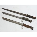 GERMAN CIRCA 1916 S98/05 FORMER SAW BACK BAYONET marked Waffenfabrik Mauser with adaptions to the