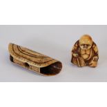 EARLY TWENTIETH CENTURY IVORY NETSUKE OF HOTIE AND ANOTHER OF A FOLDED HAT (2)