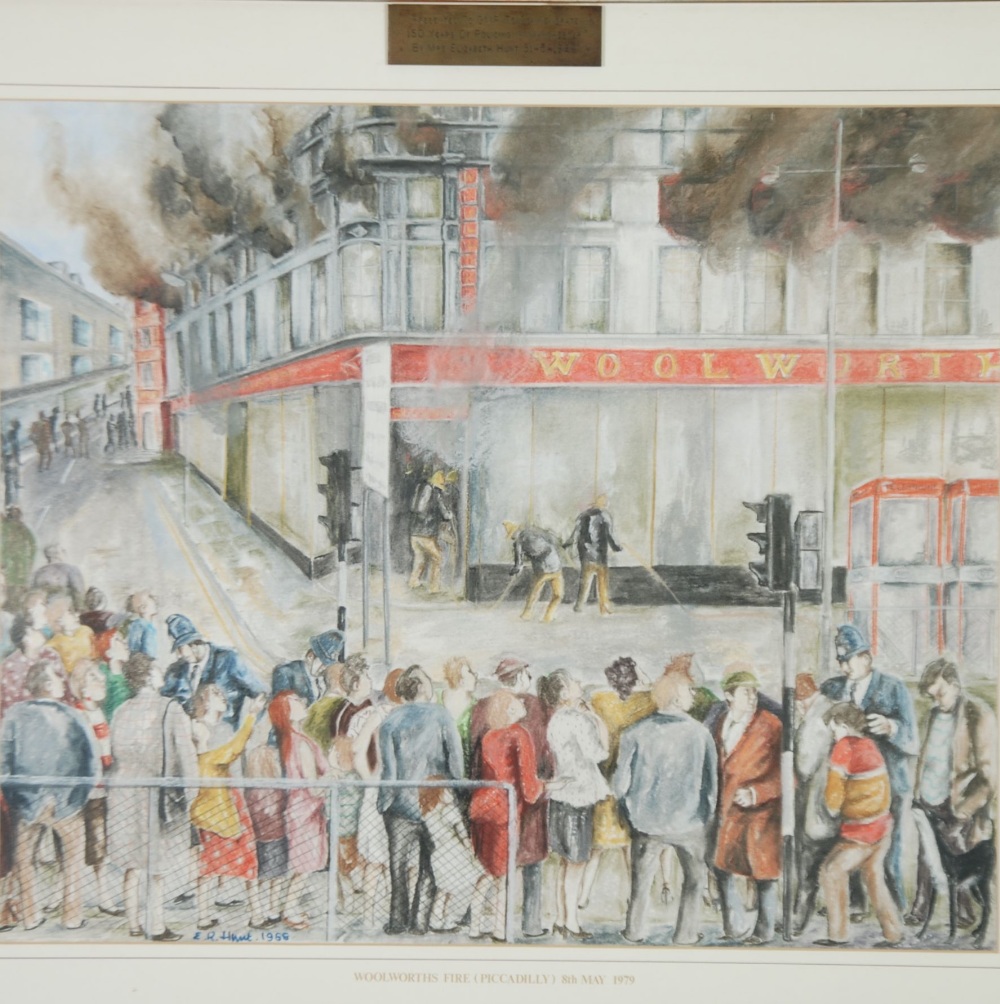 ELIZABETH R. HUNT (Twentieth Century)  WATERCOLOUR DRAWING   'Woolworth's Fire (Piccadilly) 8th - Image 2 of 3