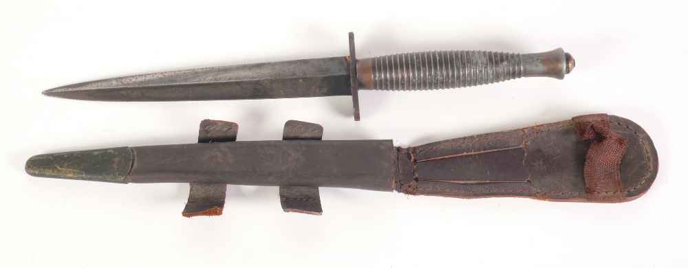 BRITISH THIRD PATTERN FIELD SERVICE FIGHTING KNIFE, with 6 3/4" (17cm) diamond section pointed