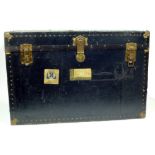 EARLY TWENTIETH CENTURY GILT METAL MOUNTED LARGE TRAVELLING TRUNK with Cunard White Star sticky