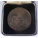 SILVER MEDALLION TO COMMEMORATE 'FIRST MANNED MOON FLIGHT - DECEMBER 1968' reverse showing busts