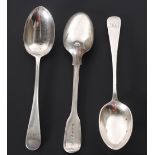 SET OF FIVE VICTORIAN OLD ENGLISH PATTERN SILVER TEASPOONS, London 1893, AND A VICTORIAN FIDDLE