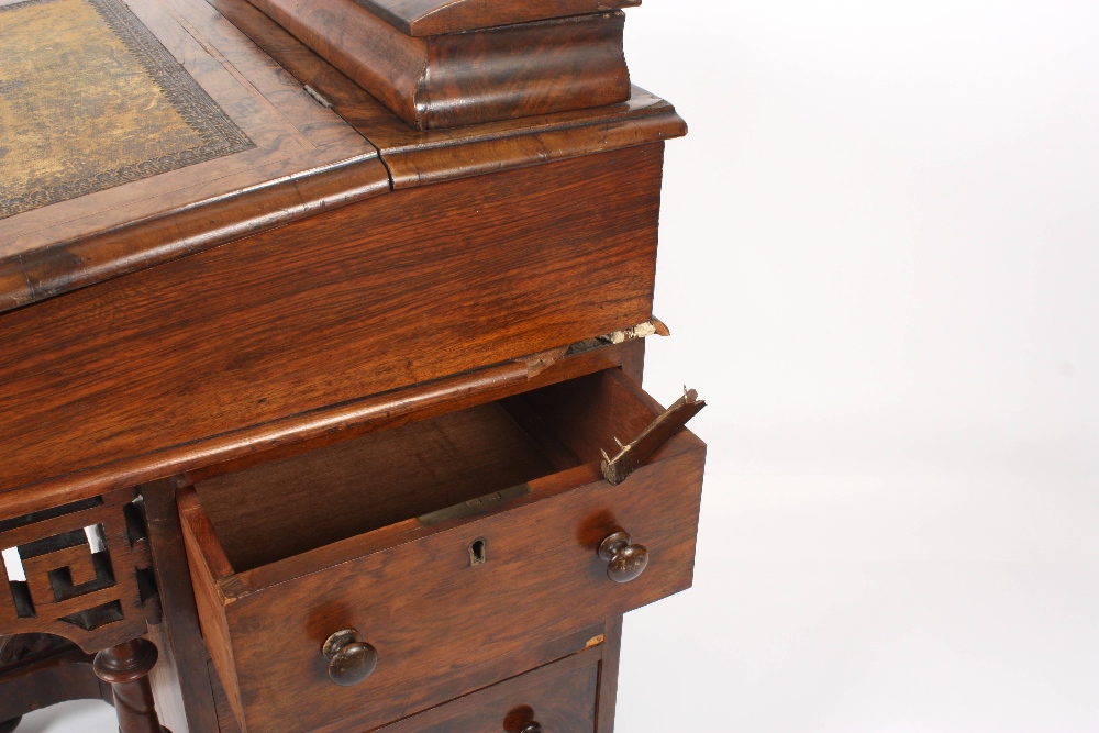 A Victorian walnut veneered davenport, of typical form, with satinwood crossbanding, the lift up top - Image 4 of 4