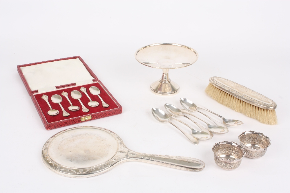 A collection of assorted silver, including a Birmingham 1914 silver tazza by AL Davenport; a Chester