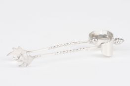 A pair of silver sugar tongs, hallmarked Birmingham 1900, with twisted finial and prongs, and claw