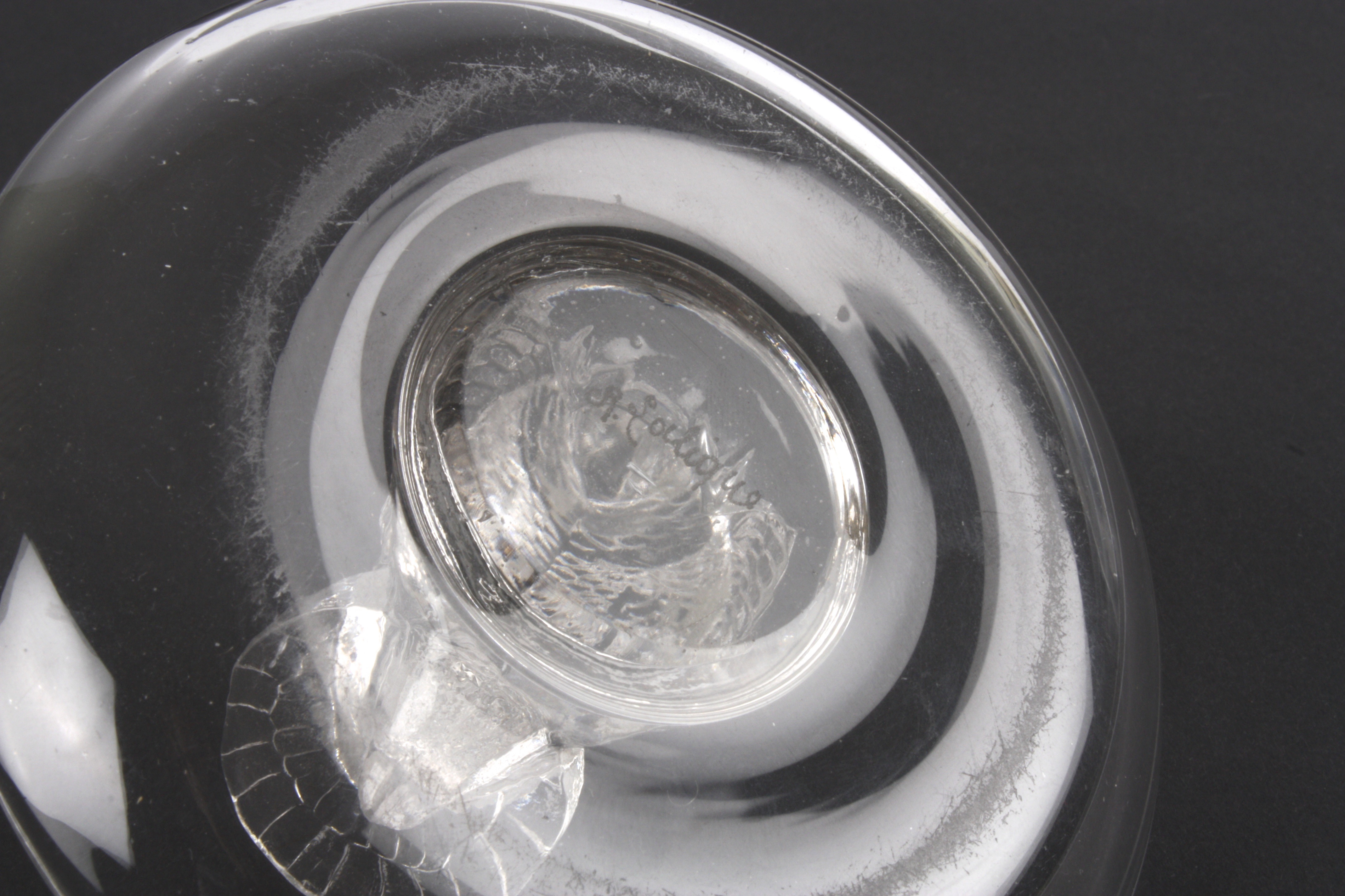 An R. Lalique clear glass ring dish
mounted with a model of a turkey. Etched signature to base 'R. - Image 3 of 3