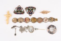 A group of items of assorted jewelleryincluding a 19th century carved ivory cross mounted with