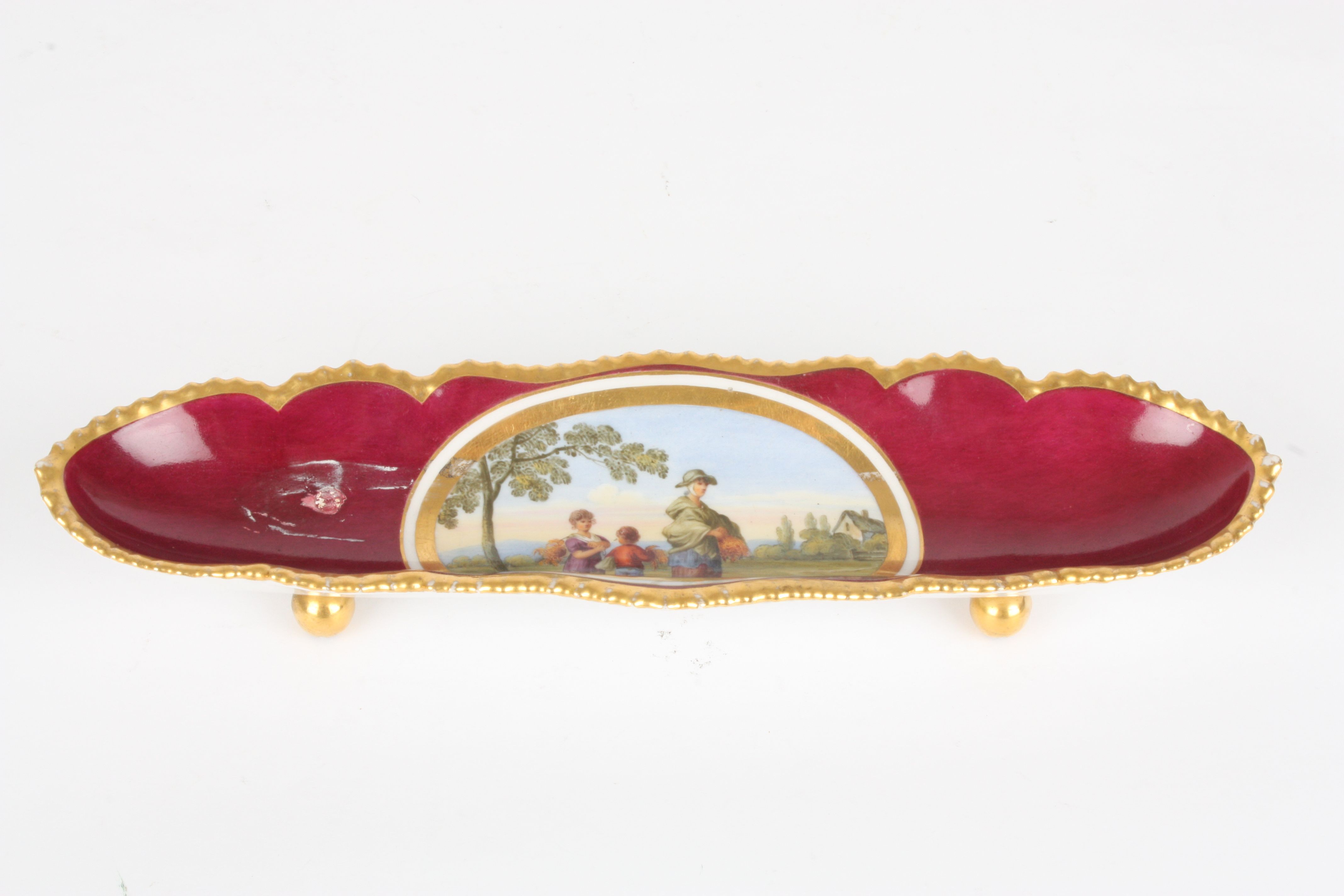 An early 19th century Royal Worcester Flight Barr & Barr porcelain pen tray
of shaped boat form with - Image 2 of 3