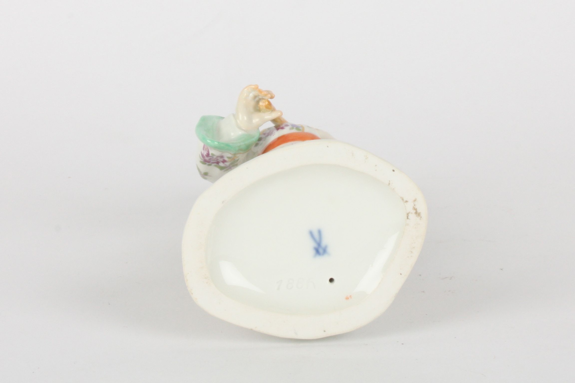 Late 20th century Meissen figure of a Japanese lady with umbrella, after Kaendler, modelled - Image 5 of 5