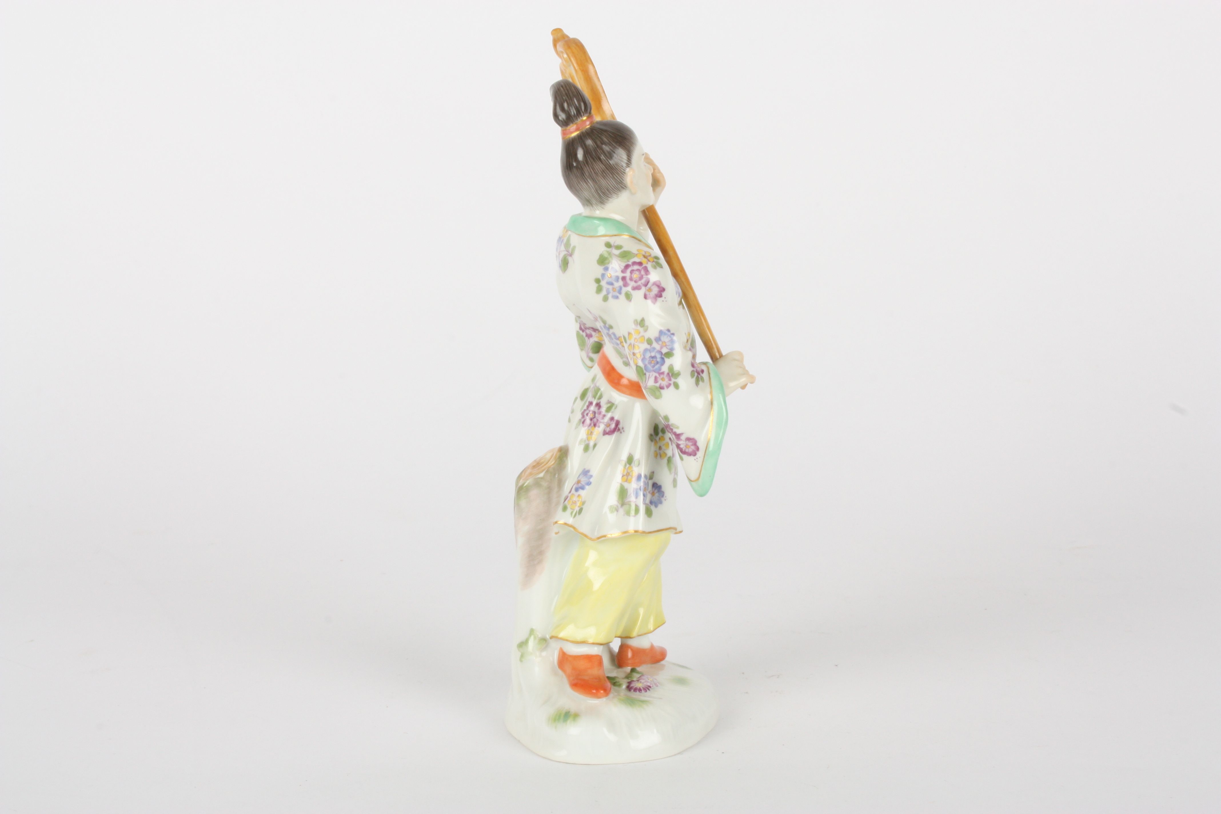 Late 20th century Meissen figure of a Japanese lady with umbrella, after Kaendler, modelled - Image 4 of 5