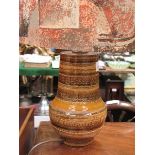 STUDIO POTTERY STYLE TABLE LAMP WITH SHA