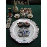 SMALL SUNDRY LOT INCLUDING MINIATURE TEA SETS AND WORCESTER STYLE VASE, ETC.