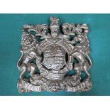 CAST IRON COAT OF ARM STYLE WALL PLAQUE