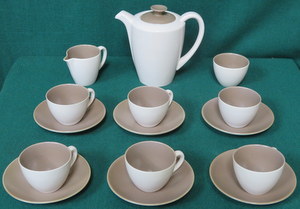 POOLE FIFTEEN PIECE COFFEE SET