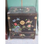 DECORATIVE BLACK LACQUERED TWO DOOR SIDE CABINET,