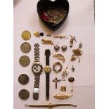 SUNDRY LOT OF COSTUME JEWELLERY, WRISTWATCHES, COINAGE, ETC.
