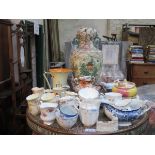 SUNDRY LOT INCLUDING CERAMICS, PART TEA SETS, ORIENTAL VASE, GOSS CRESTED CASTLE, ETC.