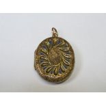 PRETTY VICTORIAN ENAMELLED GOLD COLOURED DOUBLE LOCKET