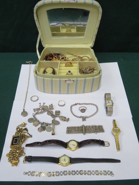 JEWELLERY CASKET CONTAINING VARIOUS COSTUME JEWELLERY INCLUDING SILVER CHARM BRACELET, SILVER RINGS,