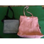 A ladies Italian tote bag in pink leathe