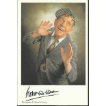 Norman Wisdom Colour 6x4 portrait photograph autographed by the late great Norman Wisdom (1915 –