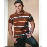 Marvin Agustin signed colour 10x8 photo . Good condition