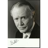 Sir John Mills signed 6 x 4 b/w portrait photo, later years, now scarce. Good condition