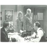 Dr Who 10 x 8 b/w photo with Jon Pertwee signed by actor Peter Miles. Good condition