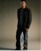 David Boreanaz 8x10 colour photo of David from Bones, signed by him at Tv Upfronts week, NYC, 2014