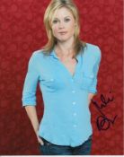 Julie Bowen 8x10 colour photo of Julie from Modern Family, signed by her in NYC. Good condition