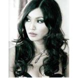 Gemma Chan 8x10 photo of Gemma, signed by her at The Ind Film awards, London, 2014 Good condition