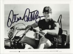 Steve Guttenberg signed b/w photo. Good condition