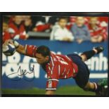 Henry Paul signed 7 x 5 colour action Rugby photo Good condition.