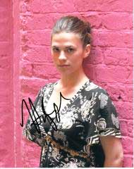Hayley Atwell 8x10 c photo of Hayley star of Agent Carter, signe dby her in London, 2013 Good